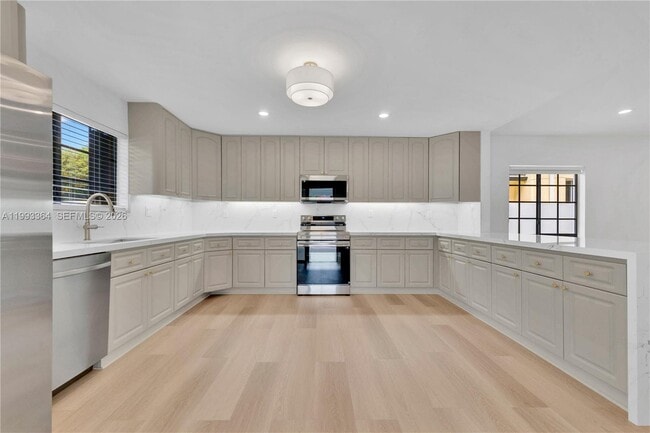 Photo - 456 SW 20th Rd
