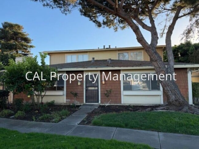 Northgate Village Condo 2-Bedroom 1-Bathroom! - Northgate Village Condo 2-Bedroom 1-Bathroom!