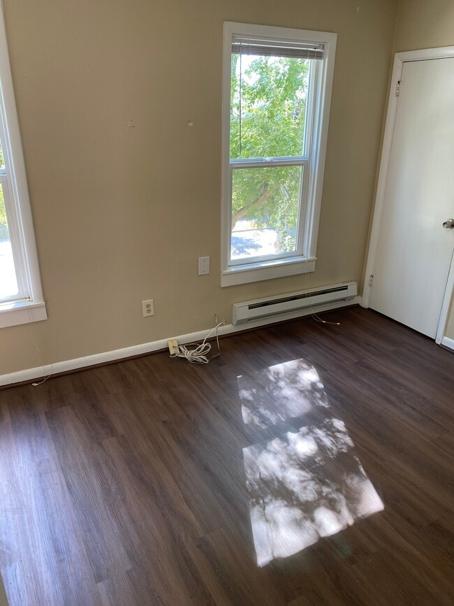 Building Photo - 1637 23rd Ave Rental