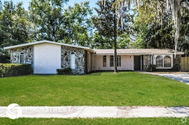 Building Photo - 1160 Crown Dr Rental