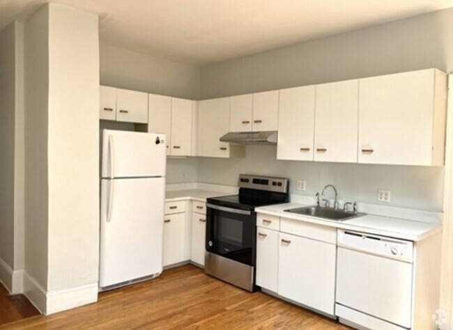 Building Photo - 64 6th St Unit 3 Rental