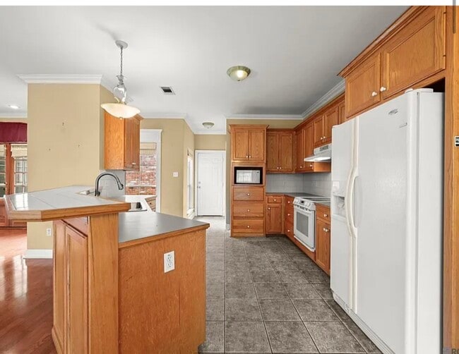 Photo - 1593 Colony Ln