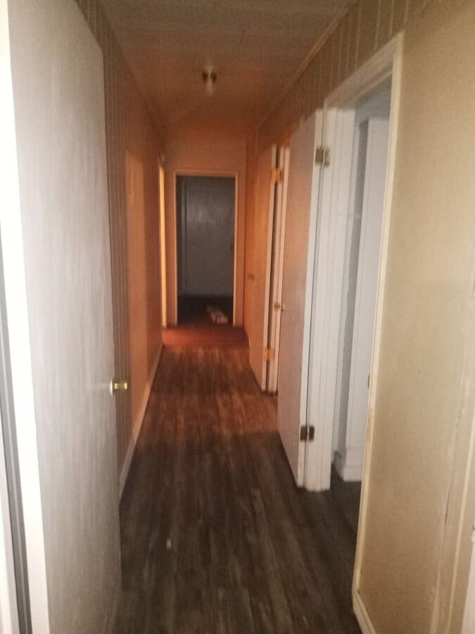 Photo - 1423 Airport Rd