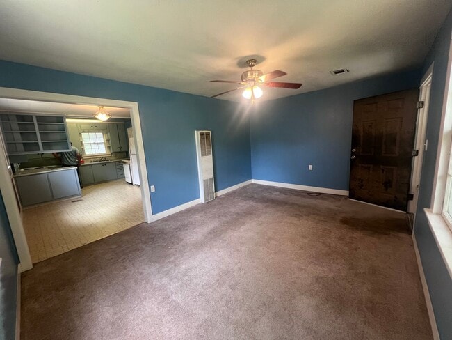 Photo - 1305 W Vine Ave