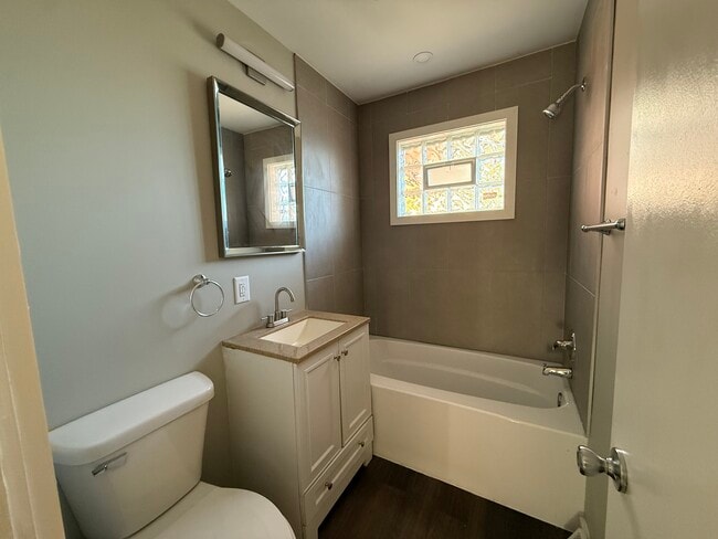 Photo - 1344 Pyle Ave