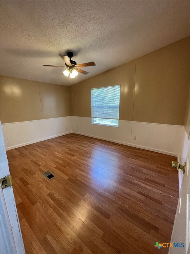 Building Photo - 629 Buck Trail