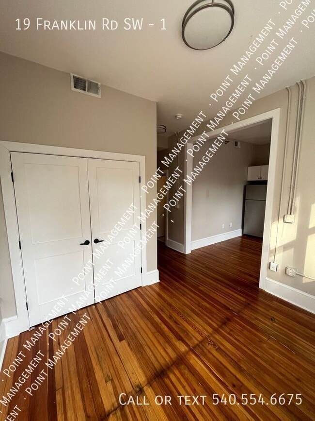 Photo - 19 Franklin Rd SW Unidad 1