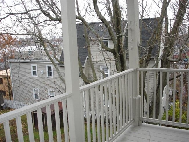 5 Belmont Sq Unit 1