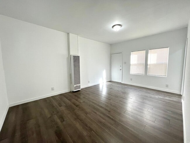 Photo - BELLA APARTMENTS: Beautiful Studio - 1 Bath Unit 6