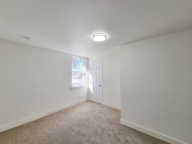 Photo - 12510 Ridgecrest Dr
