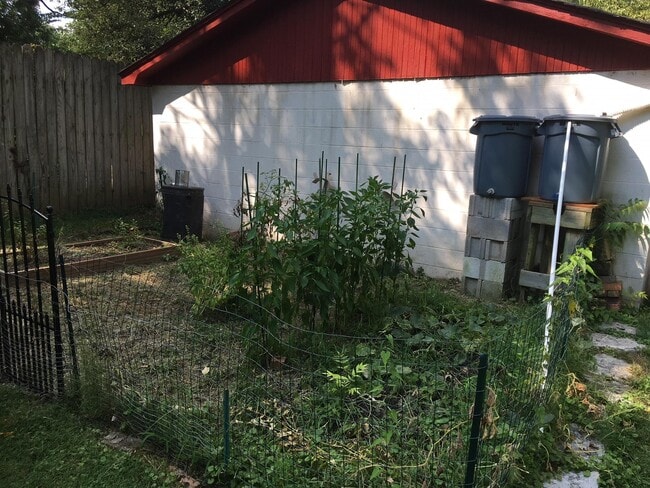 Photo - 136 Shawnee Pl