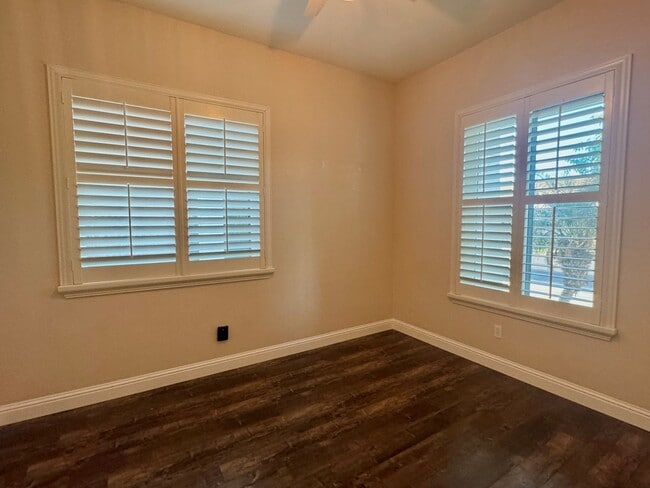 Photo - CLEAN AND SPACIOUS ONE STORY, 3 BED, 2 BATH, 2 CAR GARAGE IN WEST SACRAMENTO