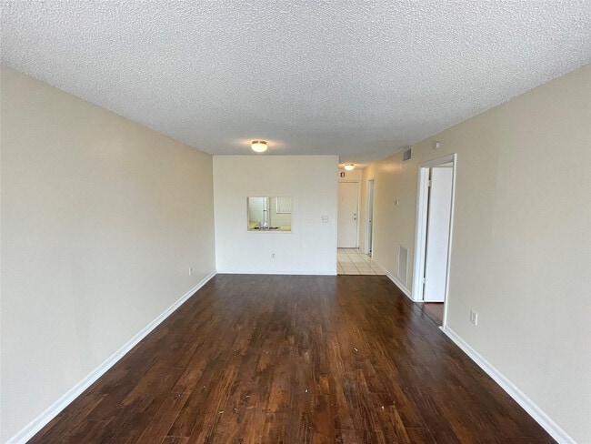 Photo - 2800 NW 56th Ave Unit F403