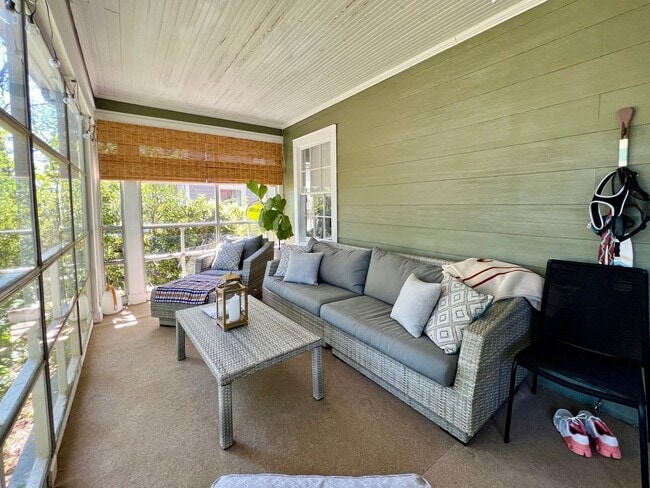 Photo - Charming Midwood Bungalow