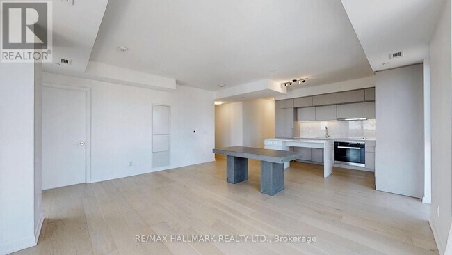 Photo - 185 Alberta Ave Unité 906