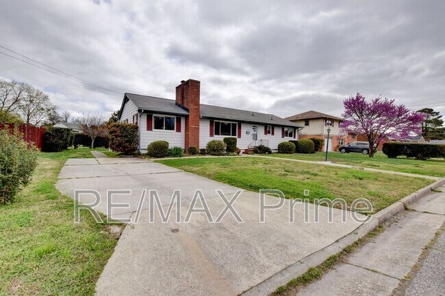 Photo - 609 Birch Dr