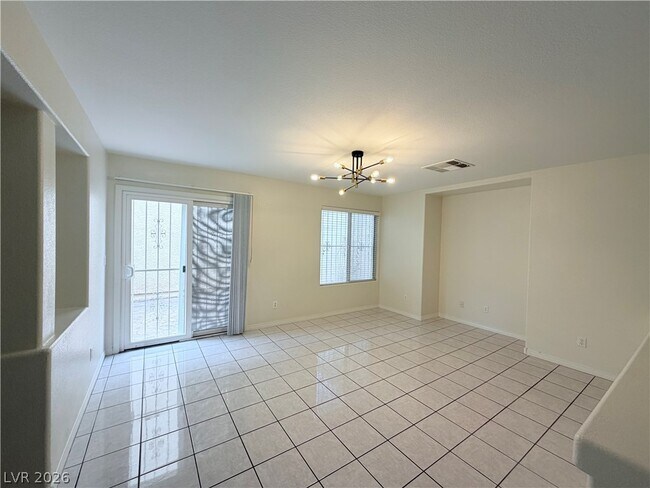 Photo - 7290 Linaria Rd