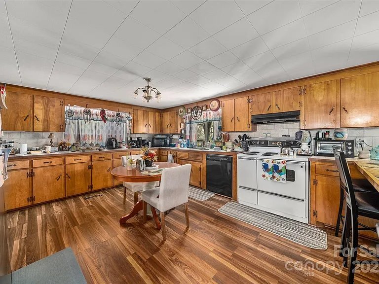Photo - 79 Pheasant Ln