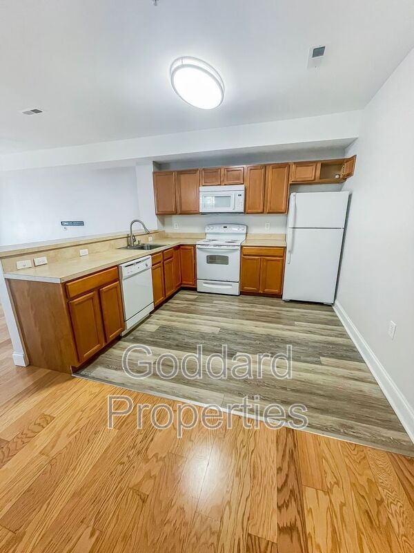 Photo - 2205 N Charles St Unidad 3A