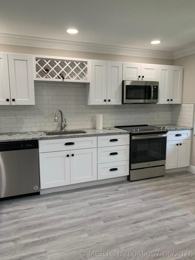 Photo - 9199 Pecky Cypress Ln Unit 7d