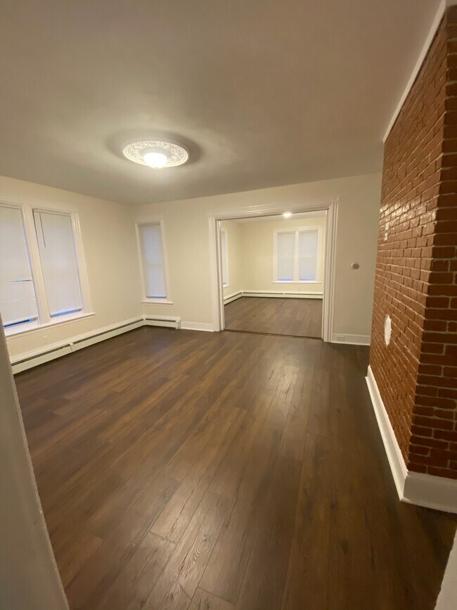 Photo - 53 Sumner St Unit 2