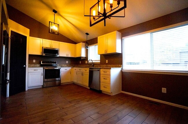 Photo - 5221 Hudson Cir