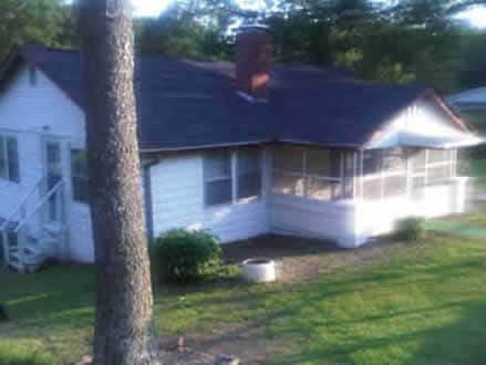 Photo - 435 W Queen St