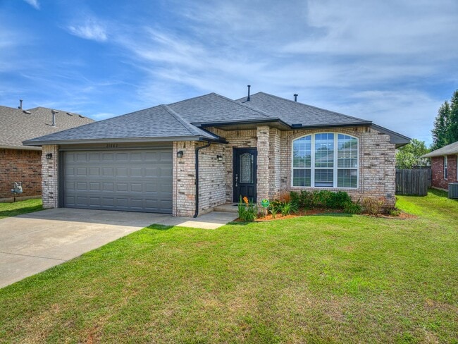 Photo - Charming home in North Edmond + Deer Creek Schools