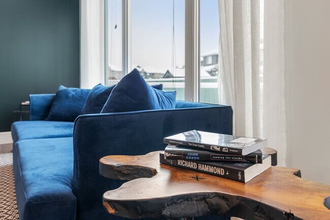 Photo - 1607-1165 165 St SW Unit ID1314503P