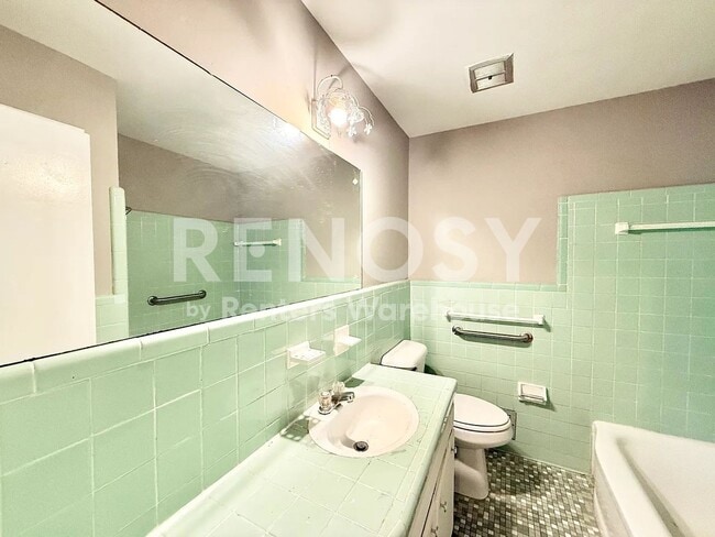 Photo - 4Bed / 2Bath full