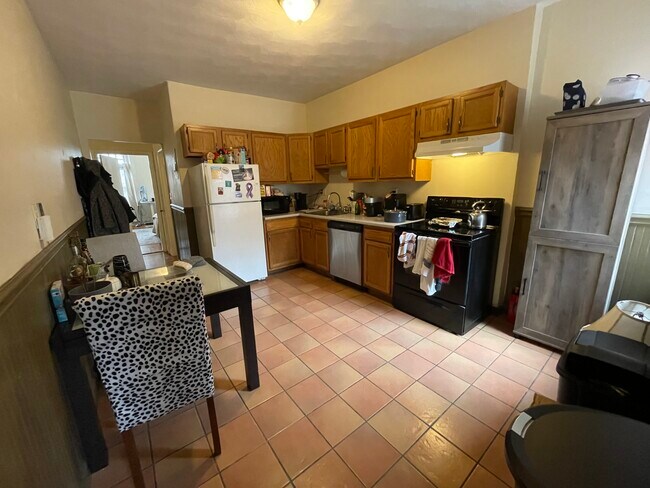 Photo - 14 Strathmore Rd Unidad 3