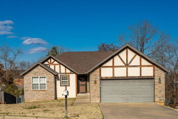 Building Photo - Basement home with a fenced in backyard