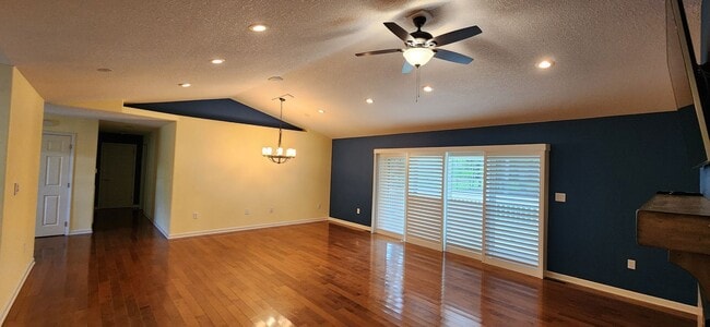 17 Marquette Ct