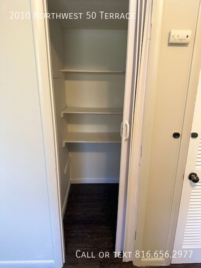 Photo - 2010 NW 50 Terrace