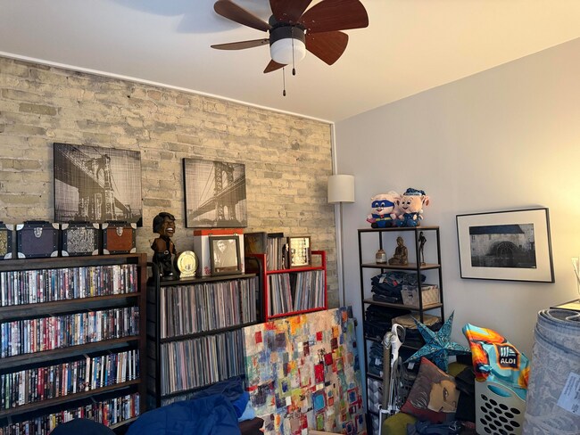 Photo - 232 Main St Unit Upper