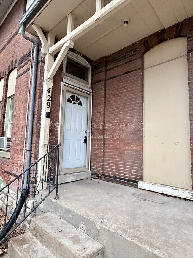 Photo - 429 N 8th St Unit A