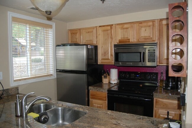 Photo - 1415 Park Ave Unit 101