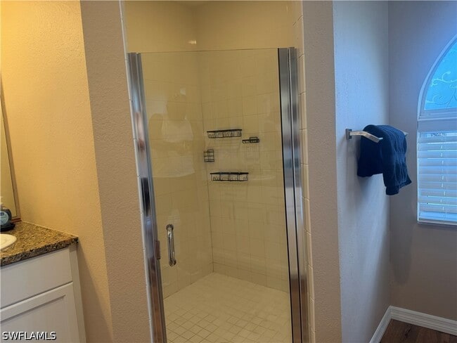 Photo - 527 SW 40th Terrace