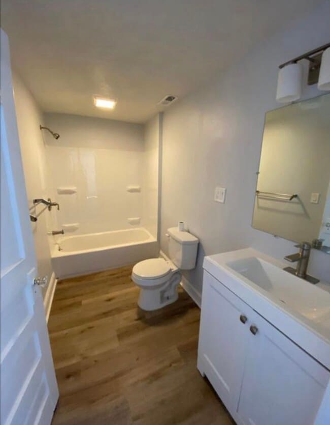 Photo - 2727 Vine St