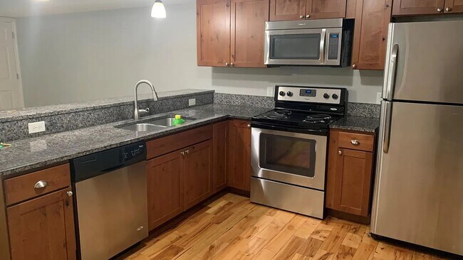 857 23rd Ave SE Unit 857 23rd Ave SE