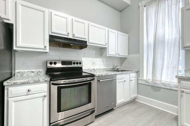 1710 St Paul St Unit 102