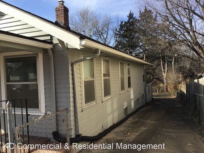 Photo - 3 br, 2 bath House - 1818 S Ralston Ave