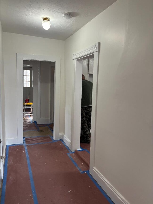 Photo - 291 Cole Ave