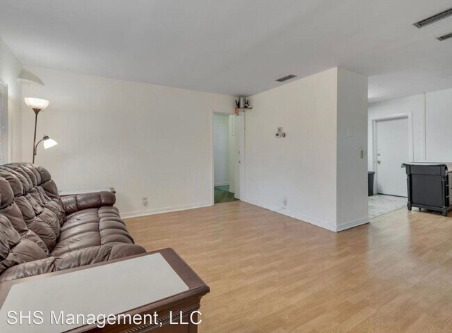 Photo - 4 br, 2.5 bath House - 222 Westminster Drive