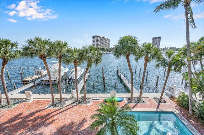 Photo - 1700 S Bayshore Dr Unit 3B