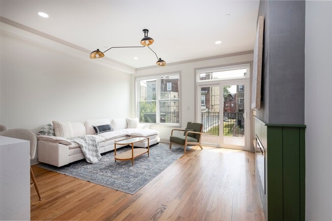 Photo - 3116 Clifford St Unit B