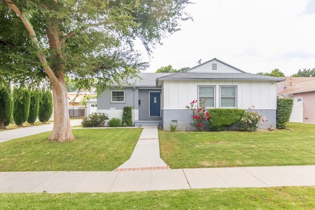 Photo - Charming single story home in heart of Reseda