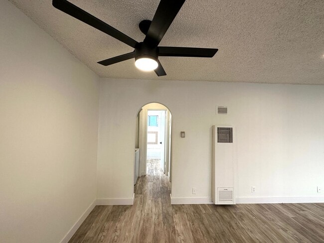 Photo - 3419 Keystone Av Apartment Unit 31 01