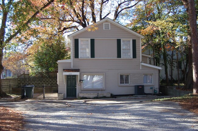 Photo - 1205 Butler St