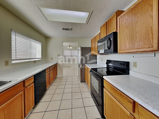 Photo - 8043 Cantura Mls